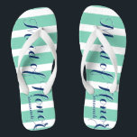 Chanclas Empleada doméstica de la Marina de Honor y la Casa<br><div class="desc">Patrón de franjas azul marino y de menta - Cambiar a cualquier color haciendo clic en personalizar. Y di lo que quieras. Haz de estos unos pequeños "flops" que tengan tu mensaje. ¡Habla de la playa!</div>