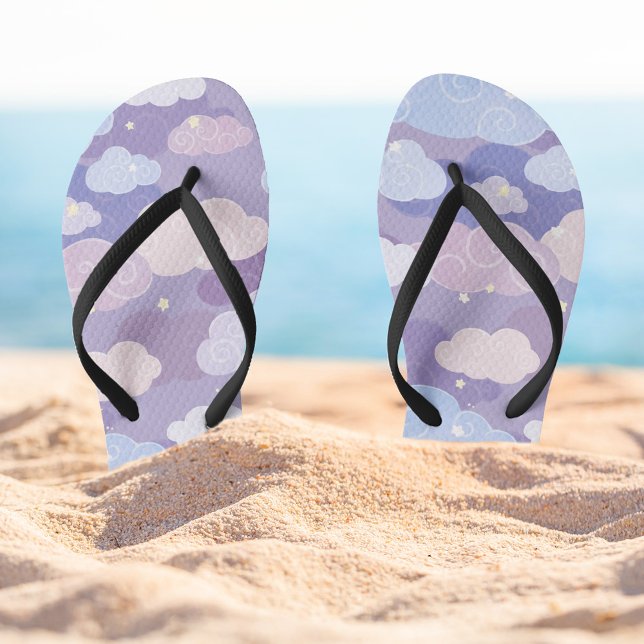 Chanclas Espectacular patrón de nubes pasteles y estrellas (Whimsical Purple Sky & Clouds Pattern Flip-flops)