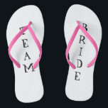 Chanclas Flip flops del día de boda de la novia en equipo<br><div class="desc">Flip flops del día de boda de la novia en equipo</div>