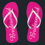 Chanclas Flips-flopes blancos y rosados de la dama de honor<br><div class="desc">Flips-flopes blancos y rosados de la dama de honor.  Haga clic el "personalizar él!" ¡abotone para añadir el texto y más!</div>