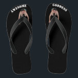 Chanclas Flips-flopes impresionantes de la diosa (CORREAS<br><div class="desc">CORREAS ANCHAS - usted es una diosa impresionante,  y merece tener un pequeño hombre el adorar de la tierra que usted camina en… bien… el flip-flop usted camina encendido de todos modos.  ¡Diviértase! ¡Autorícese! ¡Dona a la investigación de cáncer!</div>