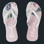 Chanclas Floral floral floral floreciente novia personaliza<br><div class="desc">Acuarela floral botánica y vegetación en rosa y marina,  elegante y romántico,  grandes regalos personalizados para novia</div>
