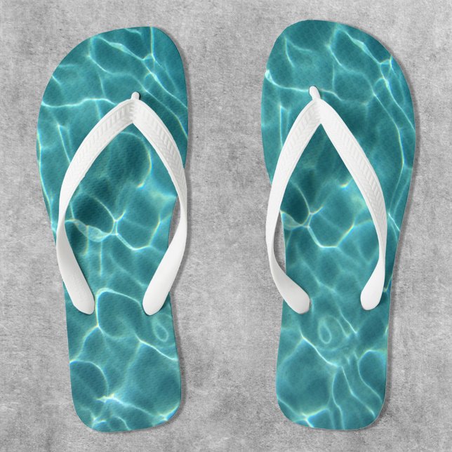 Chanclas Foto de piscina verde acuático (Aqua Teal Swimming Pool Water Photo Flip Flops)