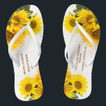Chanclas Girasoles en flips-flopes de madera rústicos de la<br><div class="desc">Los flips-flopes de esta boda ofrecen los girasoles hermosos en un fondo de madera blanco rústico. Este diseño es de moda con todo elegante. Tiene una sensación caliente perfecta para el verano o la caída. Este los flips-flopes son ideales para un acontecimiento con girasoles o un tema del otoño. El...</div>