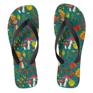 Chanclas Hongos, hojas, nueces y bayas otoñales en azul