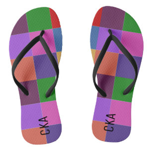CHANCLAS INICIALES DE MONOGRAMA DE PATRÓN DE FORMA CUADRADO