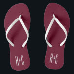 Chanclas Iniciales de parejas simples | Blanco y Borgoña<br><div class="desc">Clásico,  audaz y moderno.</div>