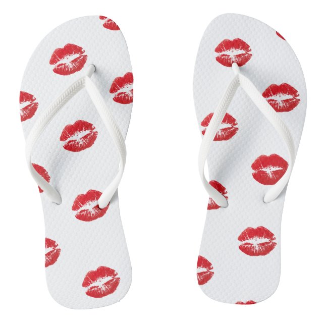 Chanclas Los labios rojos románticos besan las flechas (Plantilla)