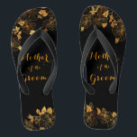 Chanclas Madre del follaje de lujo negro y oro de Groom<br><div class="desc">Esta magnífica Madre del novio, flechas en negro y oro, lujosa paleta dorada y negra, con un impresionante patrón dorado floral y una tipografía moderna sobre un fondo negro, exuberante elegancia y sofisticación. Es un hermoso regalo para tu fiesta de novias. Vea la colección en esta página para encontrar elementos...</div>