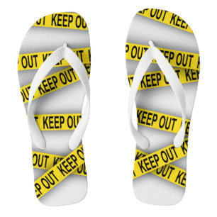 Chanclas Manténgase alejado y no cruce la cinta de la polic