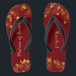 Chanclas Matrón de honor Dark Burgundy Gold Foliage Pattern<br><div class="desc">Esta bella matrona de felpudos de color burdeos oscuro y dorada tiene un fondo burdeos oscuro adornado con un intrincado patrón dorado de vegetación floral y una tipografía moderna de personalizable. La combinación de los ricos burdeos y el oro brillante crean una estética elegante y lujosa. Es un hermoso regalo...</div>