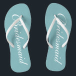 Chanclas Moda verde azulada dama de honor azul playa flops<br><div class="desc">Moda verde azulada dama de honor azul de la playa chiringuito chancletas. Evolución elegante y personalizada para el séquito de la novia. Haz tus propias sandalias de cuña personalizadas para la novia, la dama de honor, la chica floral, la madre de la novia, la madre del novio, el invitado, etc....</div>