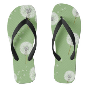 Chanclas Modelo del diente de león en fondo verde