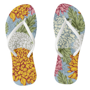 Chanclas Modelo excelente con los crisantemos