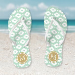 Chanclas Monograma azteca de pescado y oro<br><div class="desc">Personalizado imprimió sandalias "flip flop" con un patrón geométrico azteca y su monograma personalizado u otro texto en un marco circular. Haga clic en Personalizar para cambiar los tipos de letra y los colores del texto o para agregar sus propias imágenes para crear un diseño único de un tipo.</div>