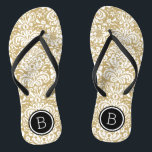 Chanclas Monograma de Damasco floral dorado y negro<br><div class="desc">Personalizado imprimió sandalias de voladizo con un elegante y elegante patrón de damasco floral y su monograma personalizado u otro texto en un marco circular. Haga clic en Personalizar para cambiar los tipos de letra y los colores del texto o para agregar sus propias imágenes para crear un diseño único...</div>