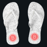 Chanclas Monograma de Damasco Floral Gris y Coral<br><div class="desc">Personalizado imprimió sandalias de voladizo con un elegante y elegante patrón de damasco floral y su monograma personalizado u otro texto en un marco circular. Haga clic en Personalizar para cambiar los tipos de letra y los colores del texto o para agregar sus propias imágenes para crear un diseño único...</div>