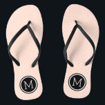 Chanclas Monograma de puntos pequeños rosados y negros de R<br><div class="desc">Personalizado imprimió sandalias de flexión con un lindo patrón de puntas de polka femenina y su monograma personalizado u otro texto en un marco de círculo. Haga clic en Personalizar para cambiar los tipos de letra y los colores del texto o para agregar sus propias imágenes para crear un diseño...</div>