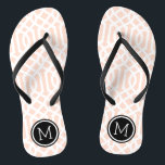 Chanclas Monograma de Rubor rosado y negro en mosaico<br><div class="desc">Personalizado imprimió sandalias "flip-flop" con un elegante diseño moderno y un monograma personalizado u otro texto en un marco circular. Haga clic en Personalizar para cambiar los tipos de letra y los colores del texto o para agregar sus propias imágenes para crear un diseño único de un tipo.</div>