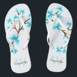 Chanclas Monogramado de flores de cerezo acuático<br><div class="desc">Hermosas y dulces flores de cerezo sakura están diseñadas para la primavera,  el verano,  así como para las novias,  las damas de honor,  la madre de la novia,  la madre del novio,  la criada de honor,  los regalos de los chicas de flores,  etc.</div>