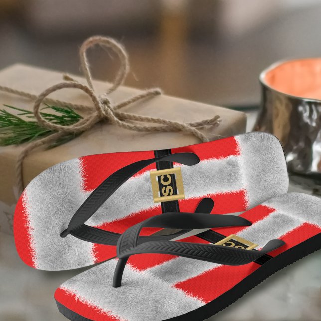 Chanclas Navidades del Sr. Claus Santa Suit en julio festiv (Santa wears flip flops in July. And you can too!)