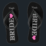 Chanclas Novia de corazón negro/rosa<br><div class="desc">Fun,  personalizado rosa y negro boda de novias.</div>