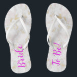 Chanclas ¡Novia Para Ser! Flip fllip de Mármol de oro rosa<br><div class="desc">Un bonito rocío de mármol rosa y dorado para tu despedida de soltera o para la cena de ensayo o para los chicas de fin de semana se van antes de tu boda. Esto sería genial para personalizar y dar a todas tus damas de honor también, creé unas personalizadas en...</div>