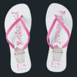 Chanclas Pastel de corazón rosado Boda Flip Flops<br><div class="desc">Las sandalias de giro tienen un ilustracion de marca original de un quequito con espolvoreo,  espolvoreo y un corazón rosado,  con BRIDESMAID en un divertido tipo de letra rosada.</div>