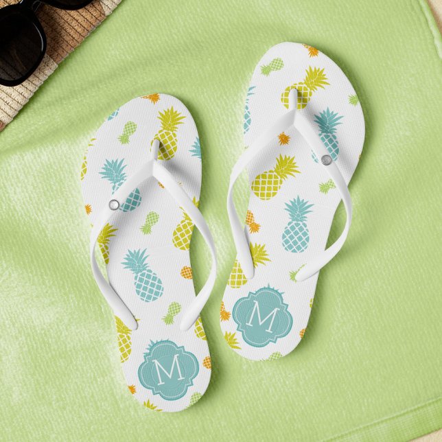 Chanclas Patrón de piñas monogramadas de color (Subido por el creador)