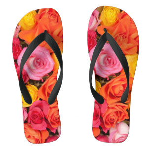 Chanclas Patrón de rosas coloridas y brillantes fondo flora