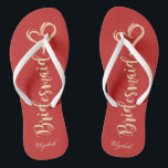 Chanclas Purpurina de oro, dama de honor, corazón, rojo - p<br><div class="desc">Una purpurinoso dama de honor y el corazón con fondo rojo con tu nombre. Seleccione el botón de disfraz para cambiar el estilo,  color y tamaño de las fuentes. A cualquier chica le encantaría tener este diseño elegante y elegante.</div>