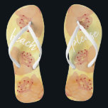Chanclas Regalo de dama de honor inspirado en Asia<br><div class="desc">Regalos Flip-Flops de la dama de honor boda. El diseño de inspiración asiática se personaliza cambiando el texto. Elija su estilo de fuente, color y tamaño favoritos. Los elementos de diseño se pueden editar (mover, rotar, cambiar el tamaño, eliminar, etc.). Estilo: Adultos, soldaduras delgadas La playa está llamando, ¡y estos...</div>