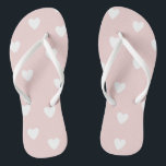 Chanclas Rosa Rubor con corazones blancos<br><div class="desc">NewParkLane - Flip Flops,  con un lindo patrón de corazoncitos blancos dibujados a mano. Un diseño bonito para chicas o para una boda en la playa. Proteja esta colección para ver los elementos coincidentes. También disponible en rosa caliente.</div>