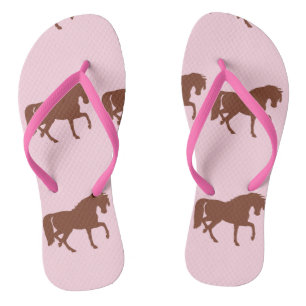 Chanclas Silueta de caballo marrón sobre rosa