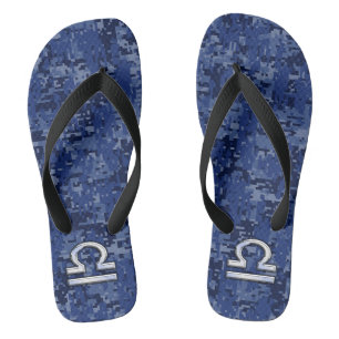 Chanclas Símbolo libra zodiaco en camuflaje digital azul