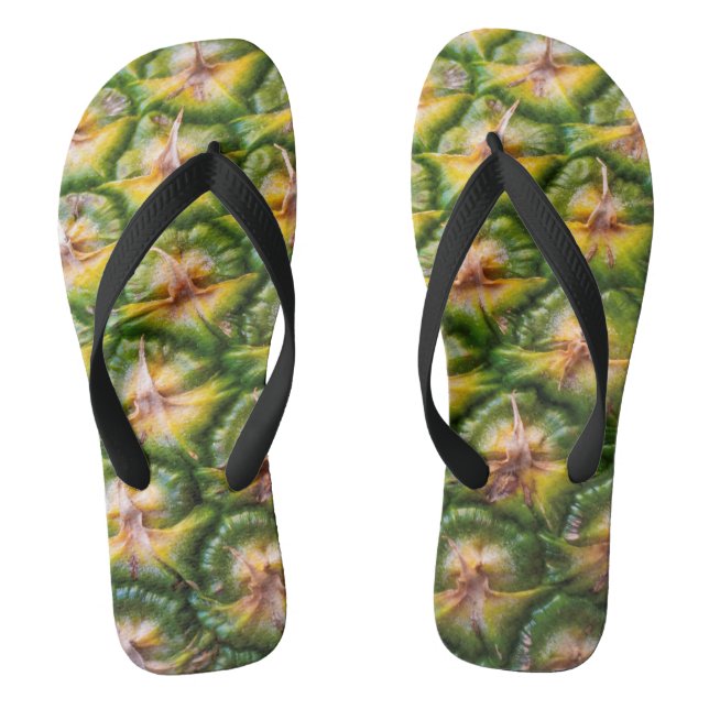 Chanclas Slippers met ananas print close up (Plantilla)
