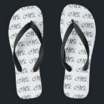 Chanclas Sr. Husband Groom His Hers se casa nuevamente<br><div class="desc">Sr. y señora Husband Wife His Hers se casa nuevamente en un sistema de encargo de flips-flopes al desgaste o a la parte. Los diseños del bordado que usted puede personalizar fácilmente están disponibles en una selección de opciones populares del color. Utilice "piden que el vínculo de este diseñador" nos...</div>