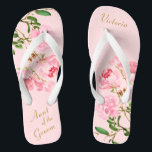 Chanclas Tía botánica floral rosa del Boda Groom<br><div class="desc">Esta Tía Botánica Rosa Floral personalizada de las chanclas Bodas de Groom presenta un elegante diseño estético de pintura acuarela con flores de peonía rosa. Las hermosas sandalias son un regalo memorable para los miembros de la fiesta de bodas: novia, dama de honor, madre de la novia... Le añadirán una...</div>