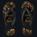 Chanclas Tía del follaje verde esmeralda y oro de la novia<br><div class="desc">Esta hermosa tía de la Brida flops de follaje verde esmeralda y oro presenta un patrón follaje dorado y una tipografía moderna sobre un eterno fondo verde oscuro. Es un hermoso regalo para tu fiesta de novias. Vea la colección en esta página para encontrar elementos coincidentes. ♥ con su información....</div>