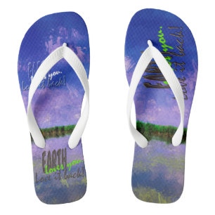 Chanclas Tierra nuestro hogar azul cielo de verano y agua