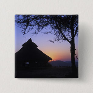 Chapa Cuadrada África, Etiopía, región del río Omo, Atardecer sob
