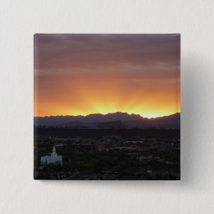 Chapa Cuadrada Amanecer sobre el paisaje de St. George Utah