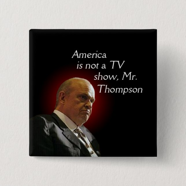 Chapa Cuadrada América no es una show televisivo, Fred Thompson. (Anverso)