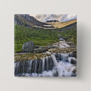 Chapa Cuadrada arroyo en cascada, Parque Nacional Glacier,