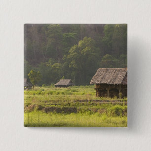 Chapa Cuadrada Asia, Tailandia, Mae Hong Son, Cabañas de arroz en