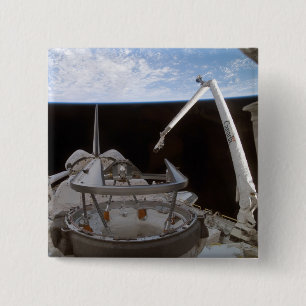 Chapa Cuadrada Bahía 2 de la carga útil del descubrimiento del