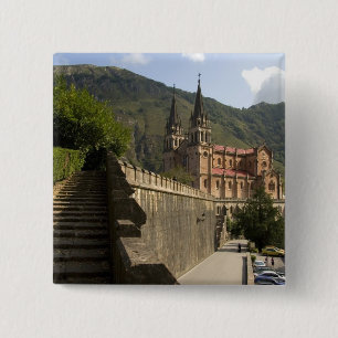 Chapa Cuadrada Basílica de Covadonga, noroeste de España.