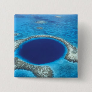 Chapa Cuadrada CA, Belice. Vista aérea de Blue Hole (diámetro