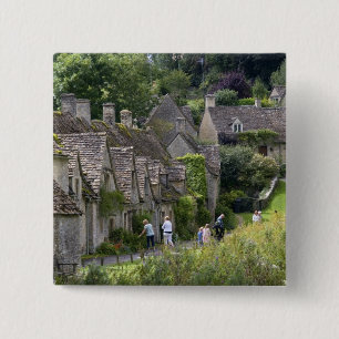 Chapa Cuadrada Cabañas de piedra de Cotswold en el pueblo de