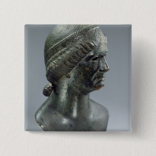 Chapa Cuadrada Cabeza de bronce de una mujer, identificada a